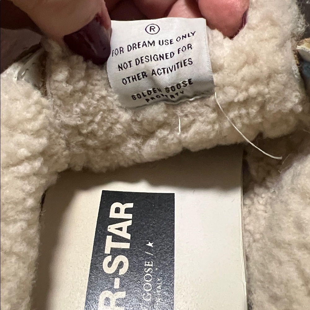 Golden Goose Sabot Shearling Leopard/Blue Laces
Super-Star Private EDT Sneakers - Picture 14 of 15